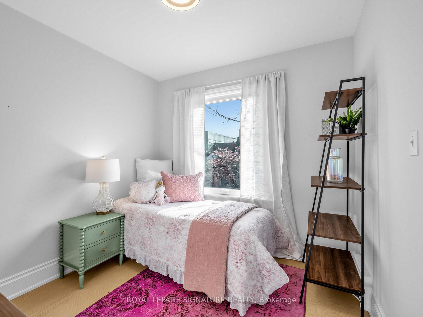 









29


Grace

Street,
Toronto,




ON
M6J 2S4

