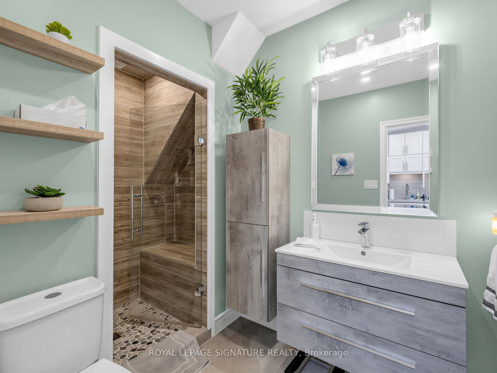 









29


Grace

Street,
Toronto,




ON
M6J 2S4

