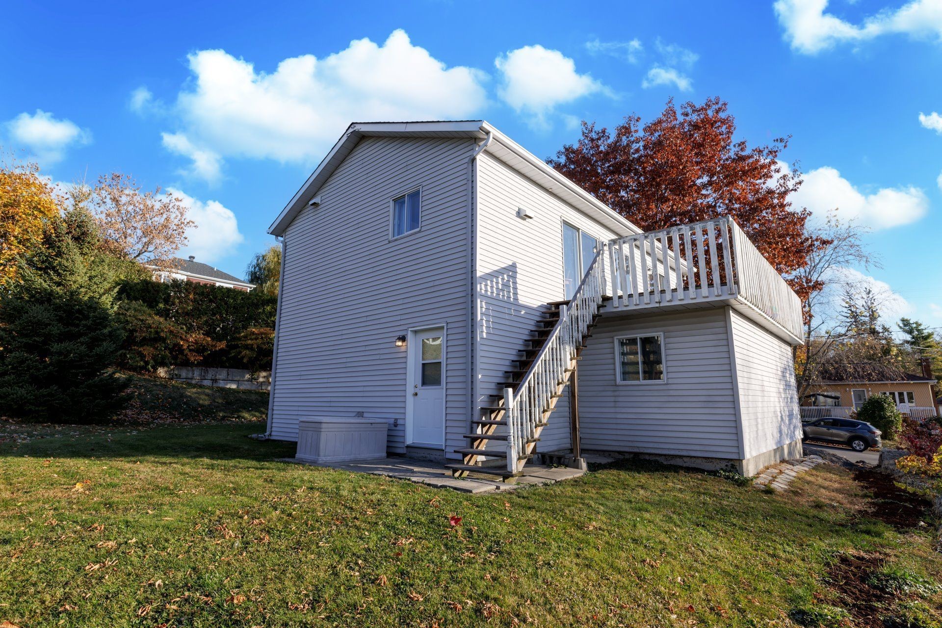 









9


159e Avenue

,
Notre-Dame-de-l'Île-Perrot,




QC
J7W0R2


