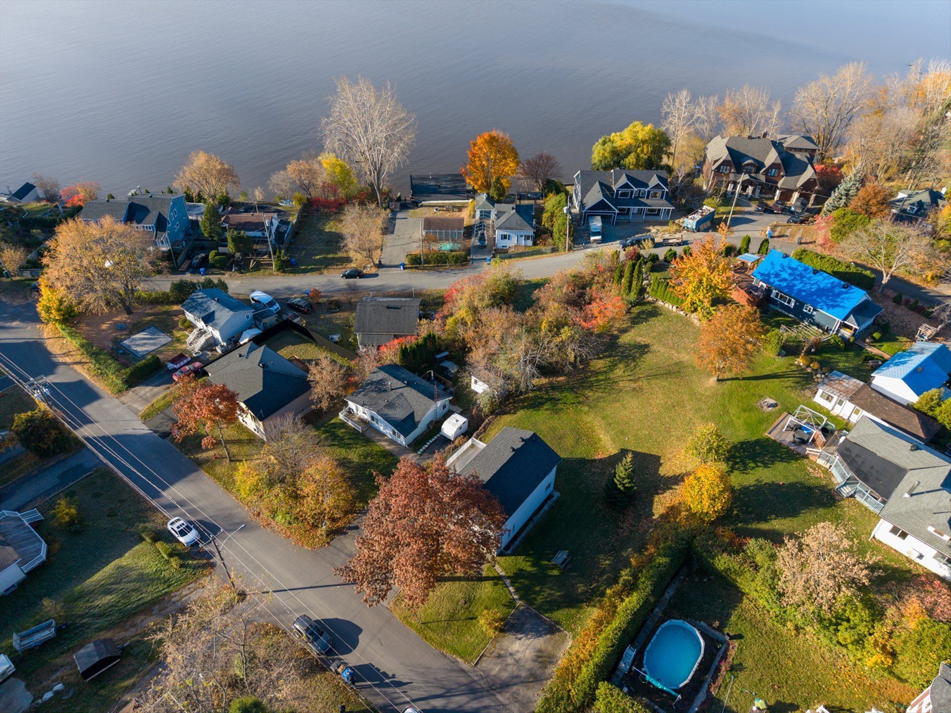 









9


159e Avenue

,
Notre-Dame-de-l'Île-Perrot,




QC
J7W0R2

