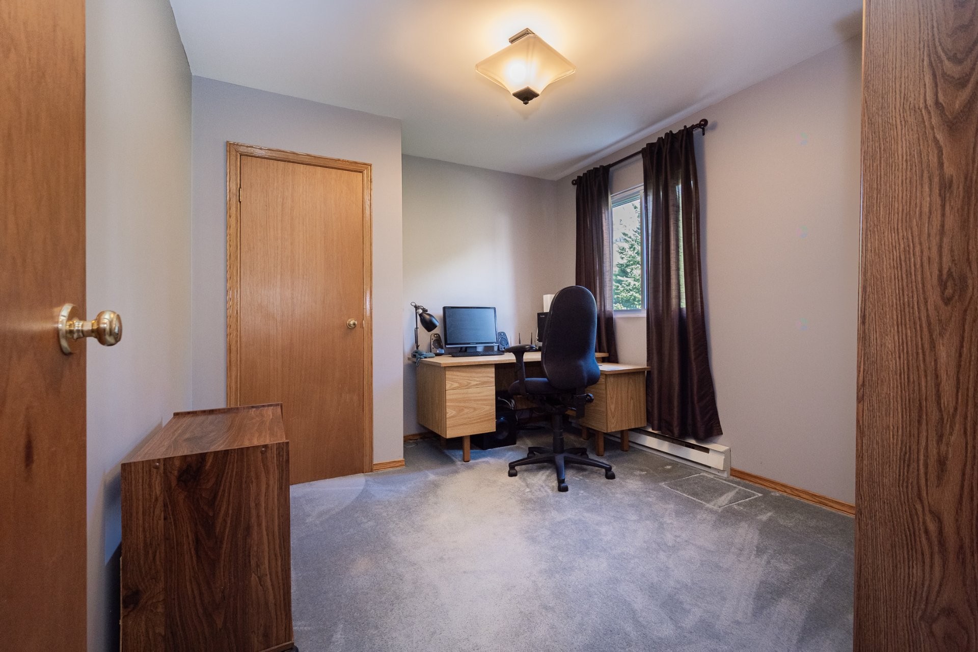 









9


159e Avenue

,
Notre-Dame-de-l'Île-Perrot,




QC
J7W0R2

