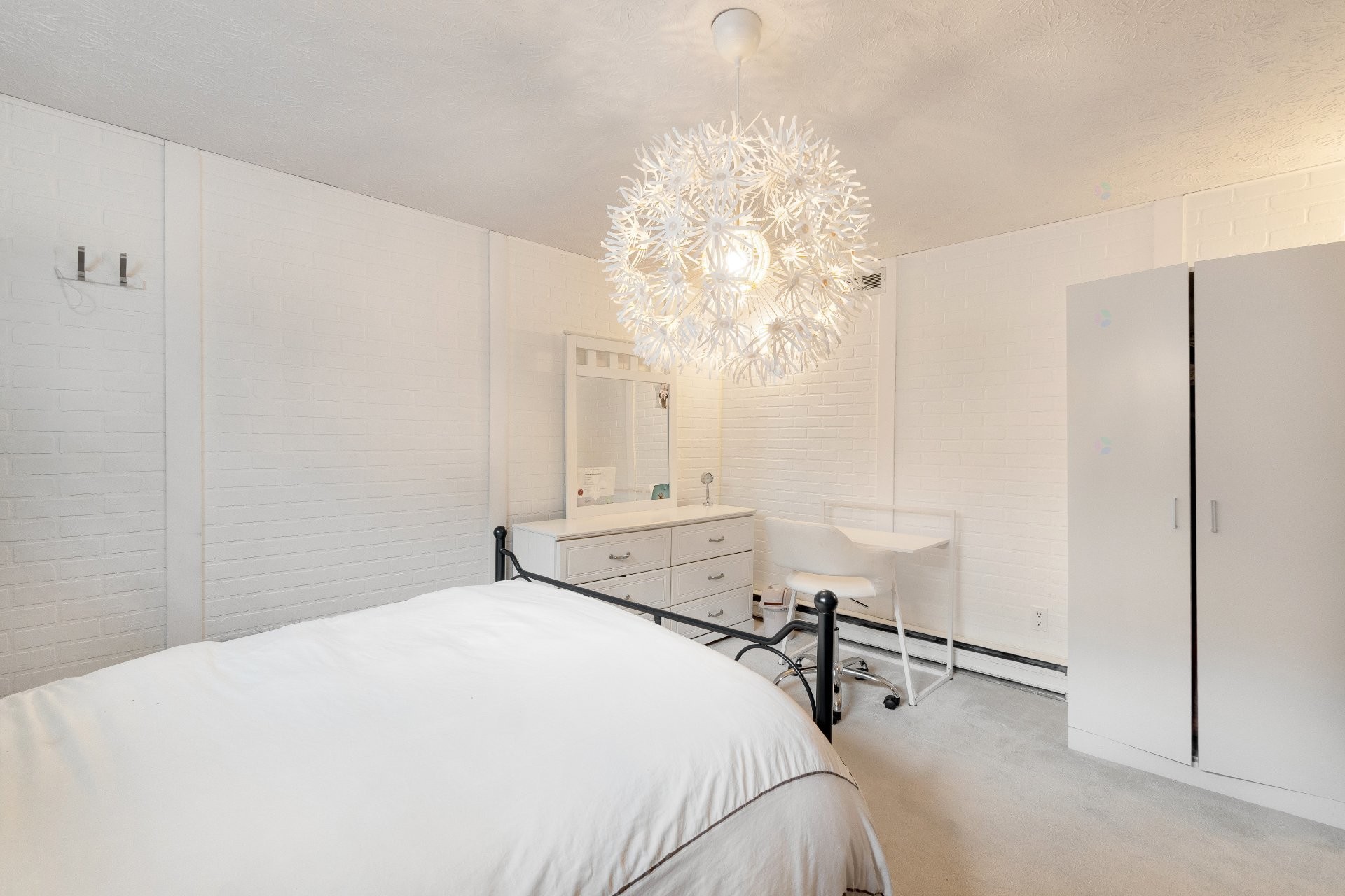 









5968


Rue Frappier

,
Sherbrooke (Brompton/Rock Forest/Saint-Élie/Deauville),




QC
J1N2K2

