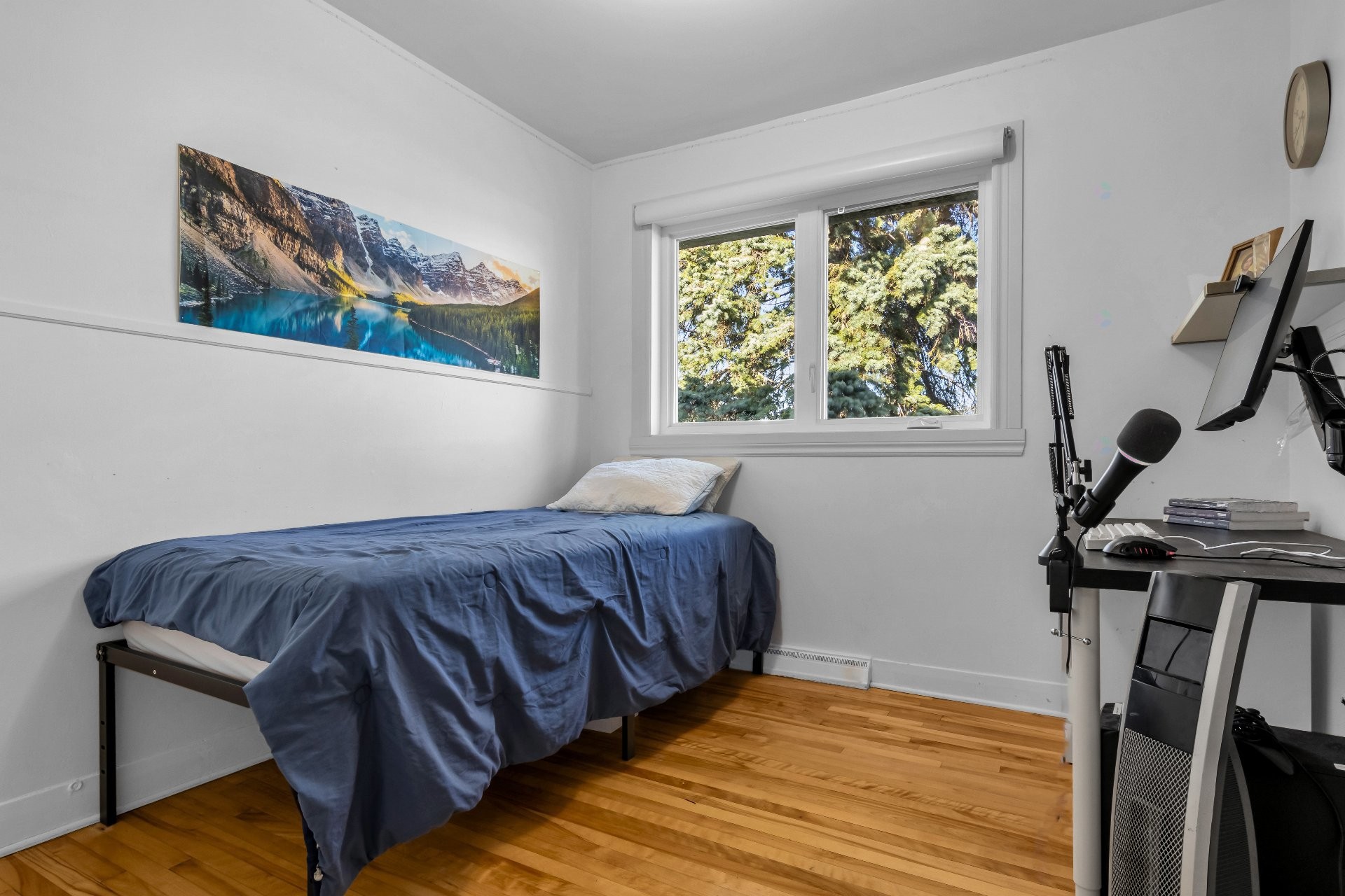 









455


Rue Flavien

,
Laval (Fabreville),




QC
H7P3A1

