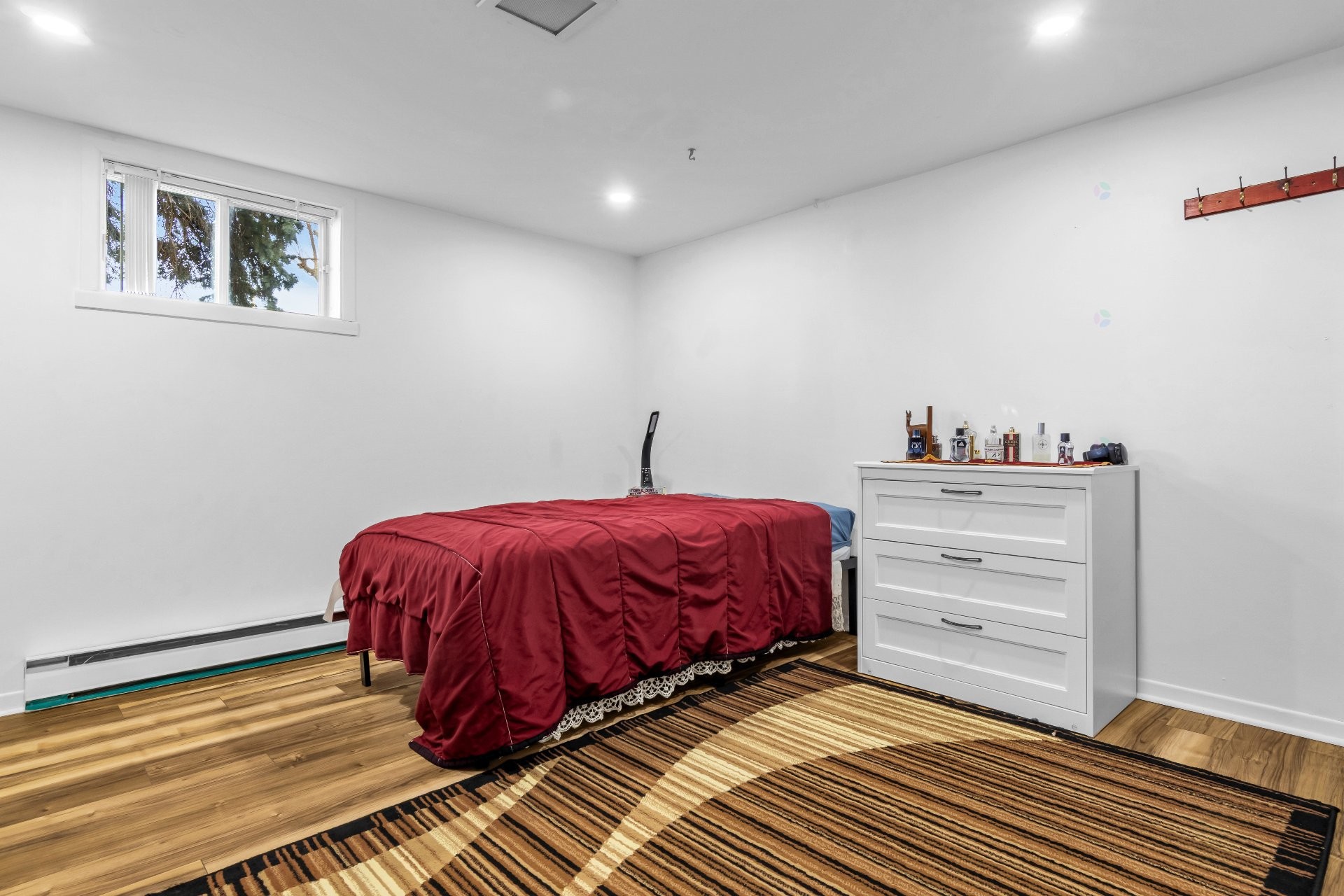 









455


Rue Flavien

,
Laval (Fabreville),




QC
H7P3A1

