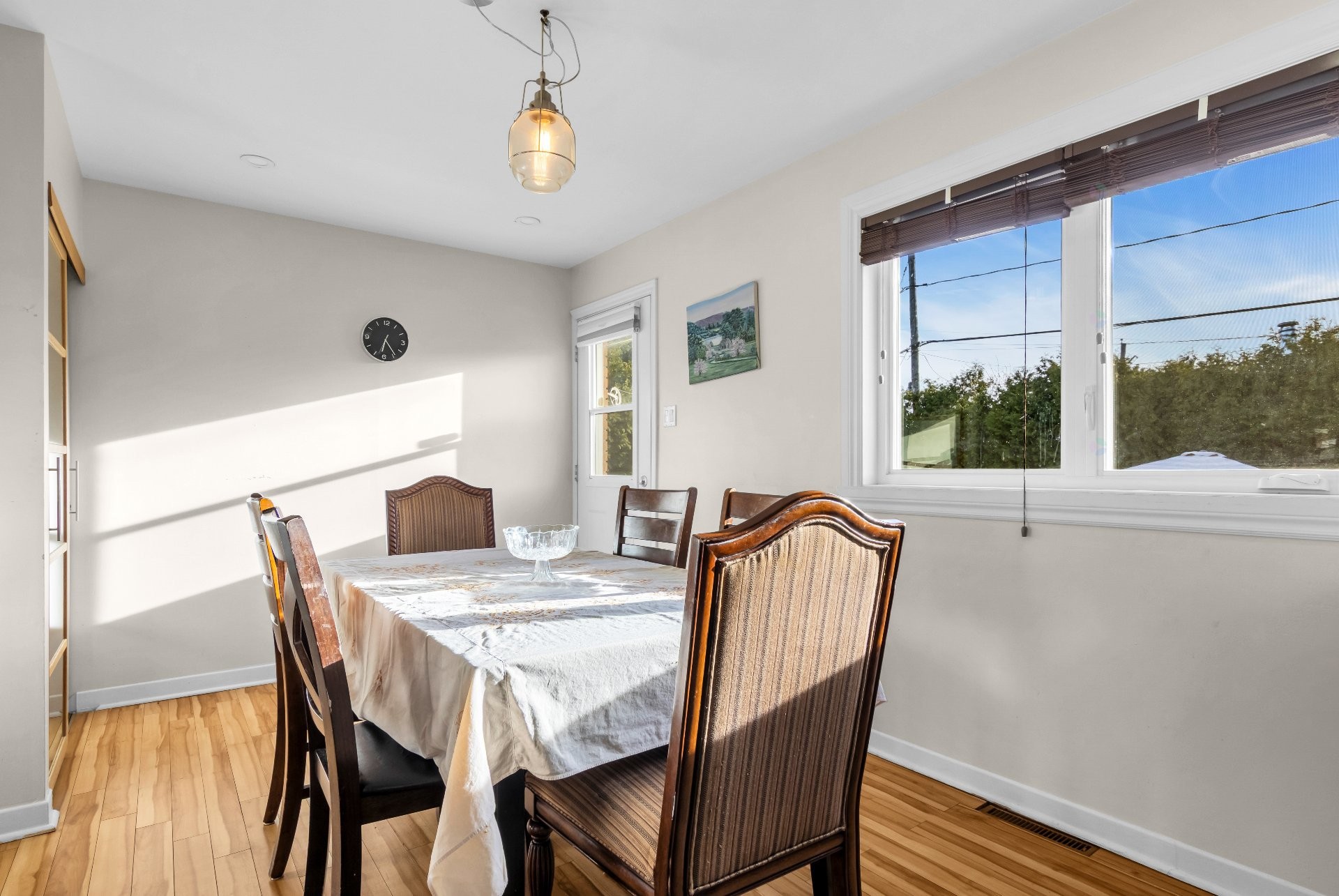 









455


Rue Flavien

,
Laval (Fabreville),




QC
H7P3A1

