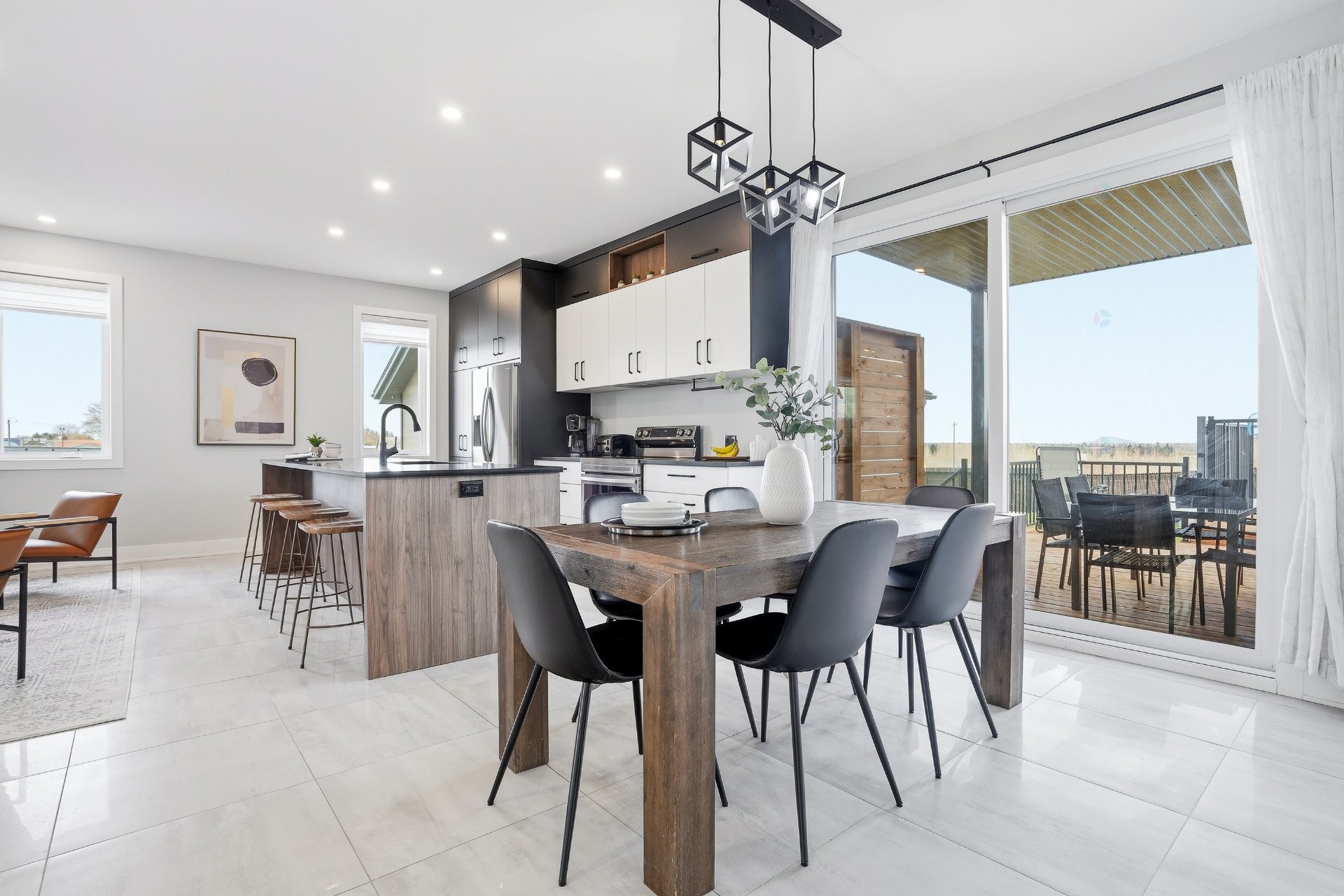 









1508


Ch. des Coteaux

,
Farnham,




QC
J2N0M2

