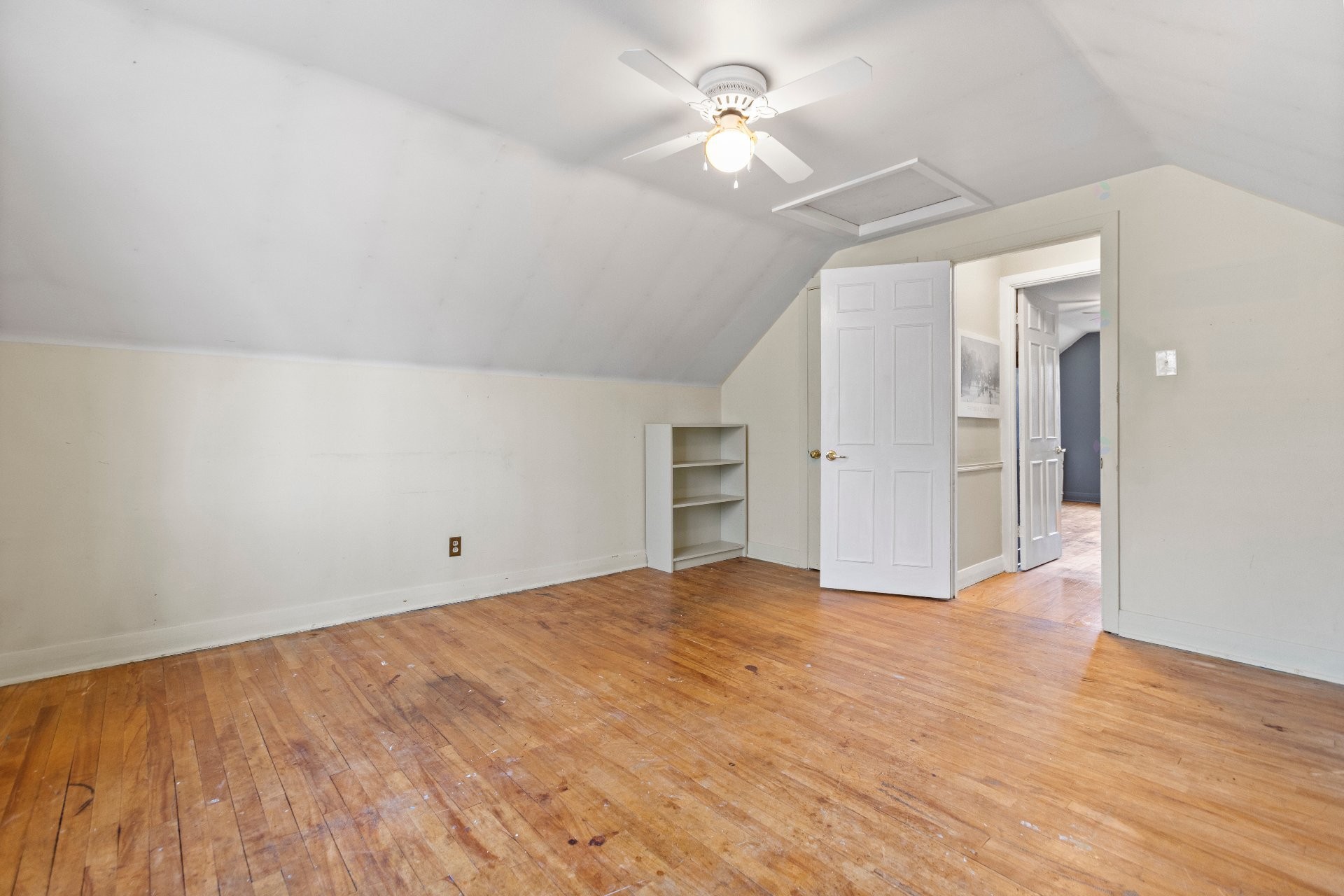 









350


Av. Stream

,
Dorval,




QC
H9S2P5

