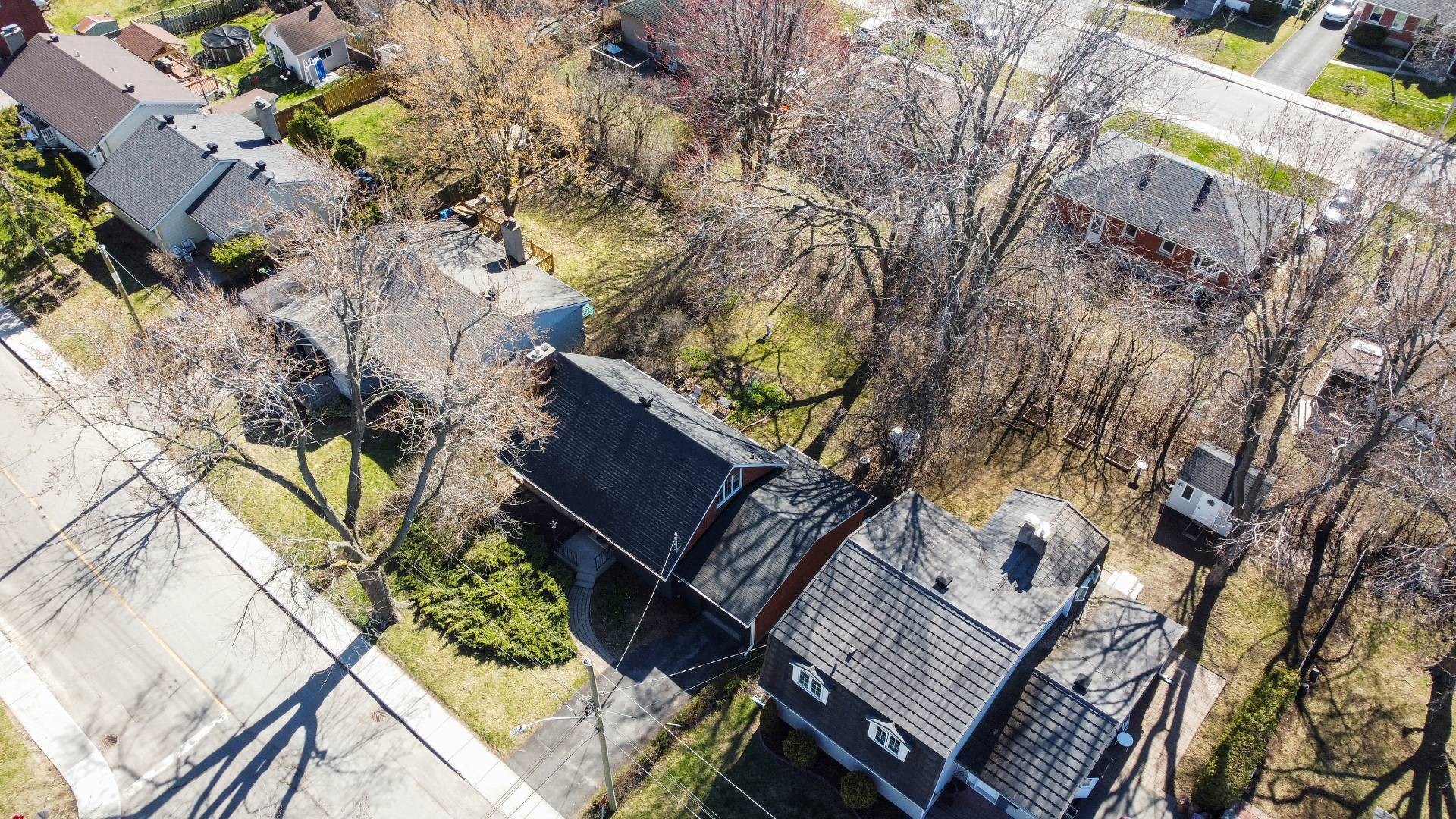 









350


Av. Stream

,
Dorval,




QC
H9S2P5

