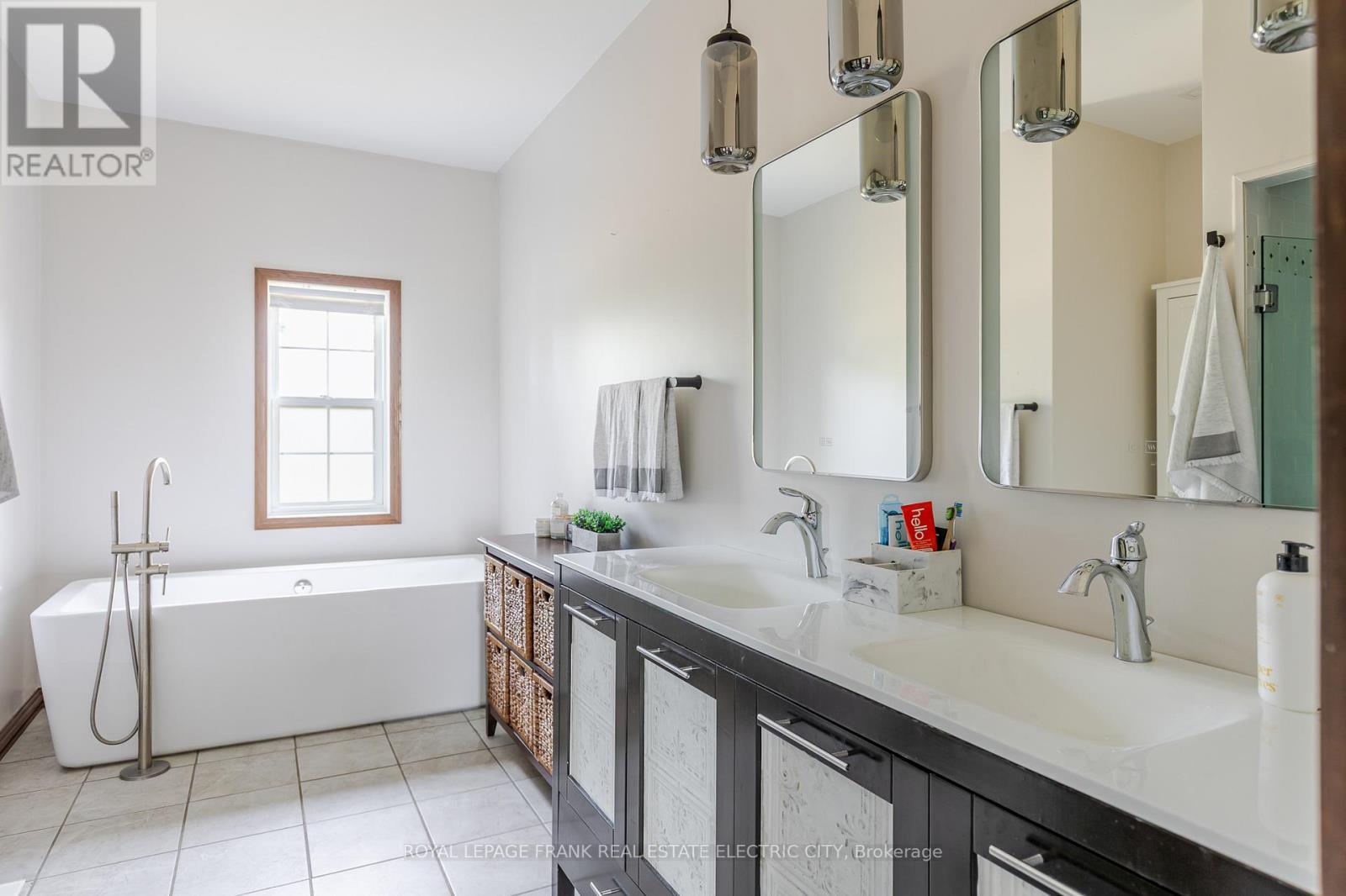 












2370 ASPHODEL 10TH LINE

,
Asphodel-Norwood,




Ontario
K0L2V0

