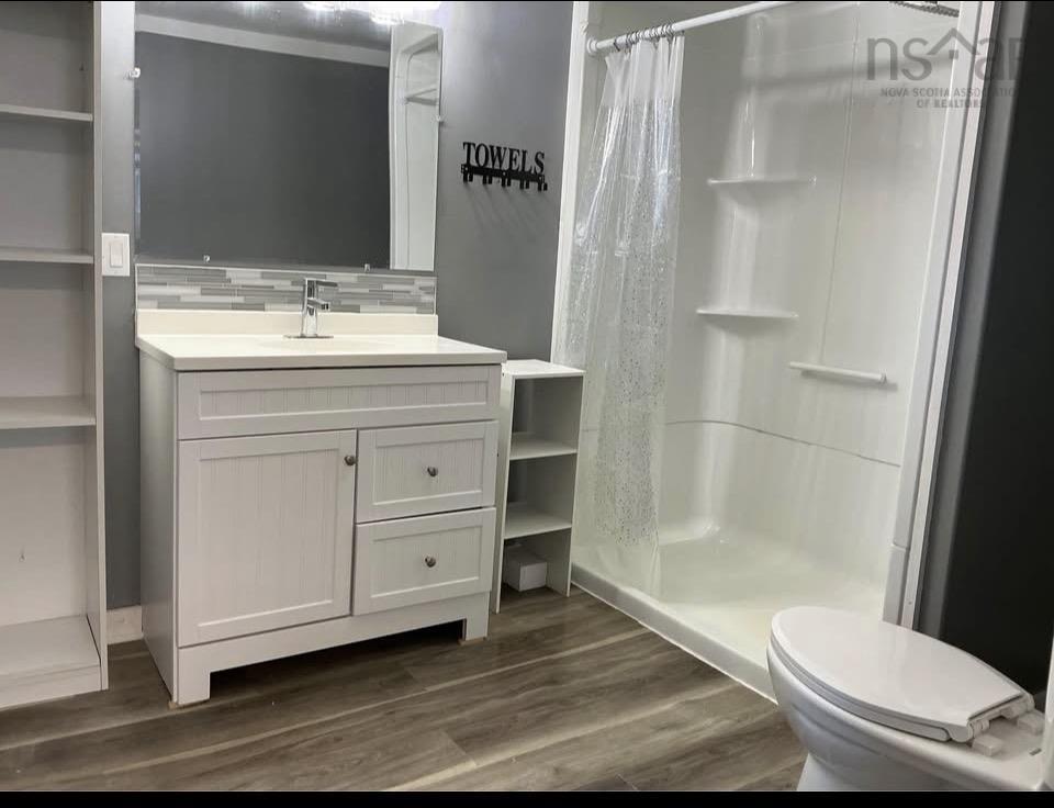 












492 Highway 8

,
Milton,




NS
B0T 1P0

