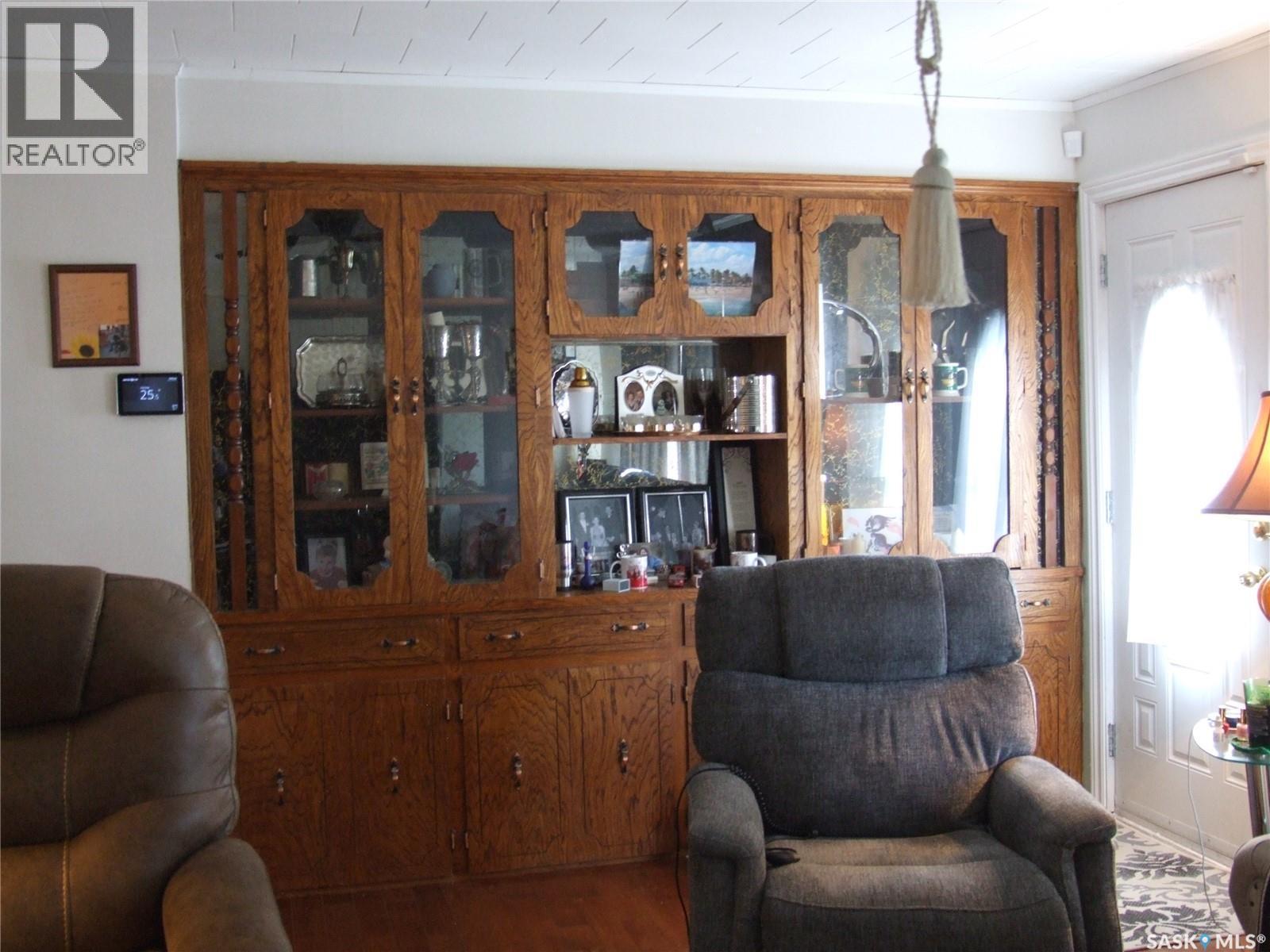 












561 Dome CRESCENT

,
Burstall,




Saskatchewan
S0N0H0

