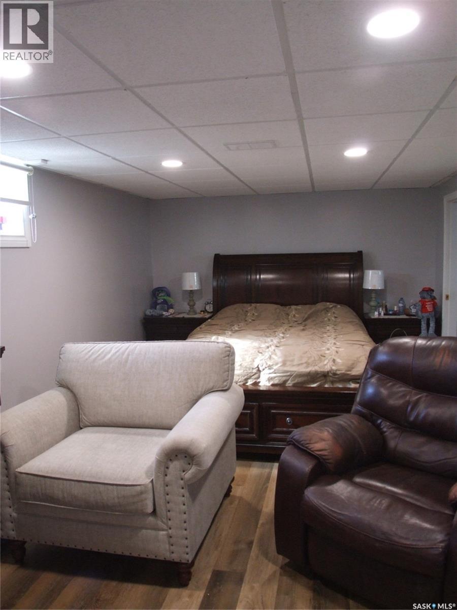 












561 Dome CRESCENT

,
Burstall,




Saskatchewan
S0N0H0

