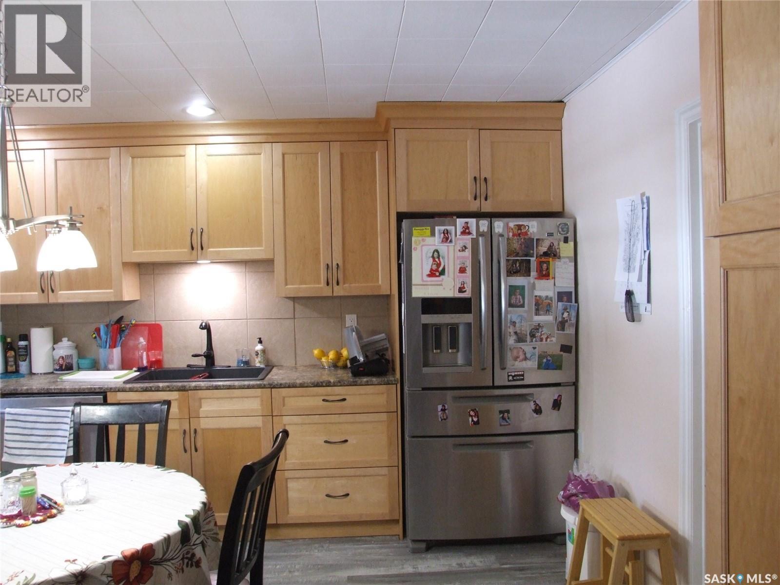 












561 Dome CRESCENT

,
Burstall,




Saskatchewan
S0N0H0

