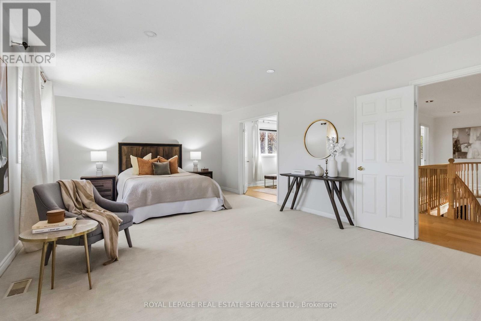 












4330 SPINNINGDALE COURT

,
Mississauga,




Ontario
L5M3J8

