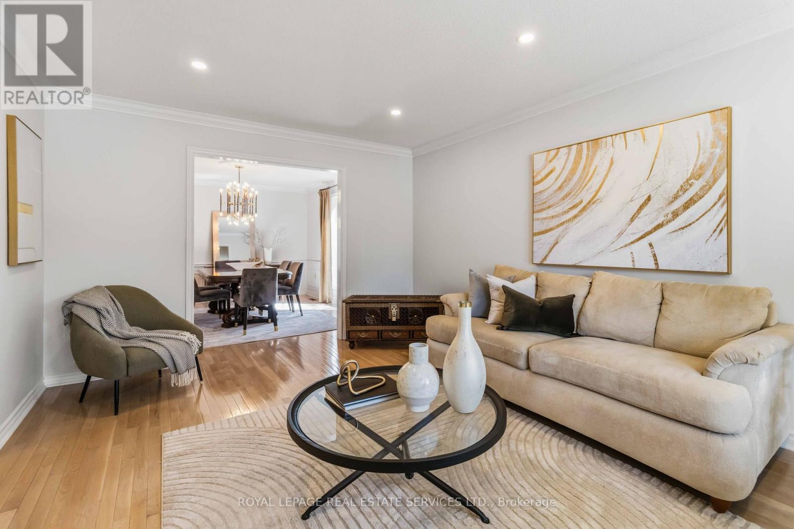 












4330 SPINNINGDALE COURT

,
Mississauga,




Ontario
L5M3J8

