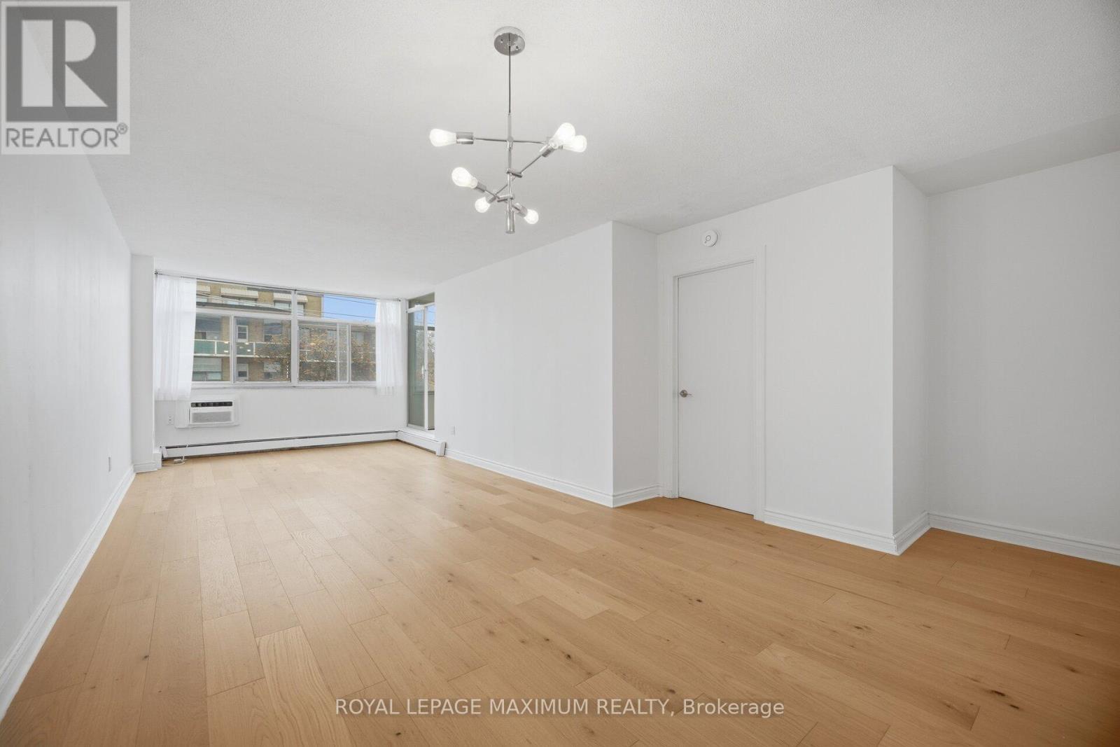 












407 - 335 LONSDALE ROAD

,
Toronto,




Ontario
M5P1R4

