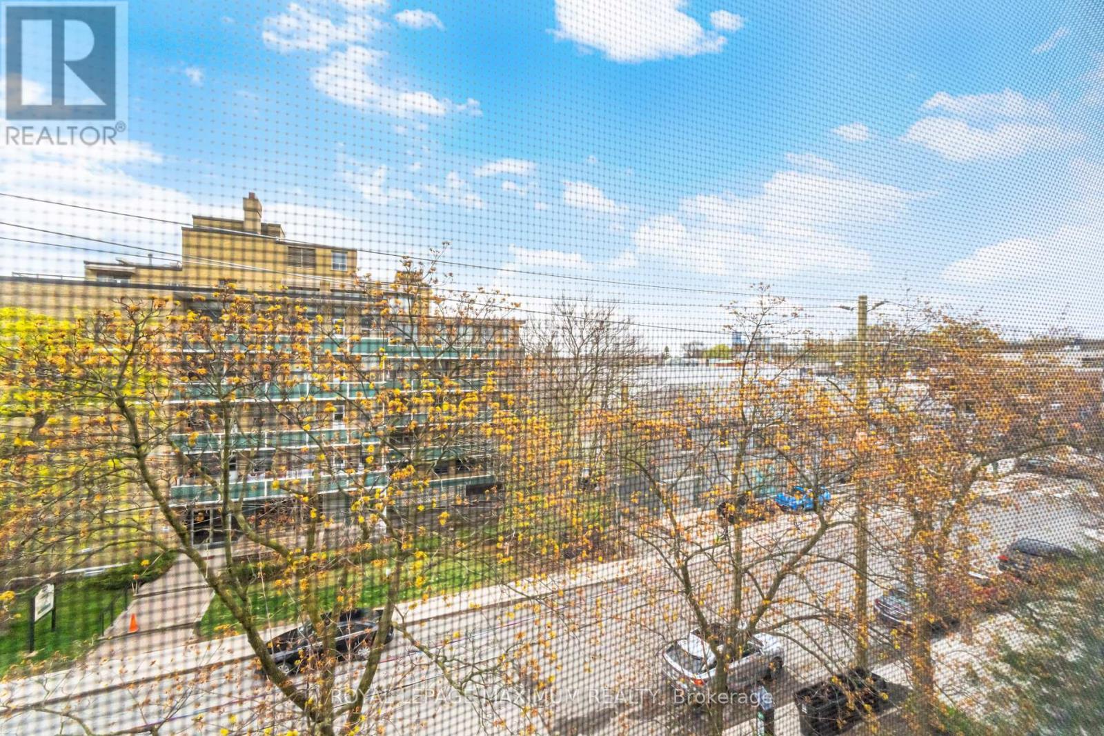 












407 - 335 LONSDALE ROAD

,
Toronto,




Ontario
M5P1R4


