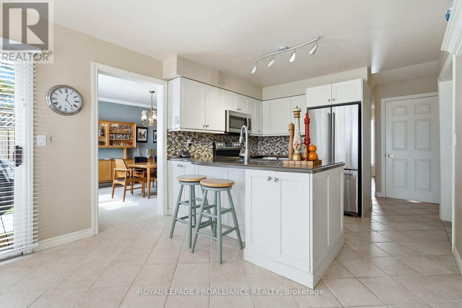 












125 TRACEY PARK DRIVE

,
Belleville (Belleville Ward),




Ontario
K8P5C7

