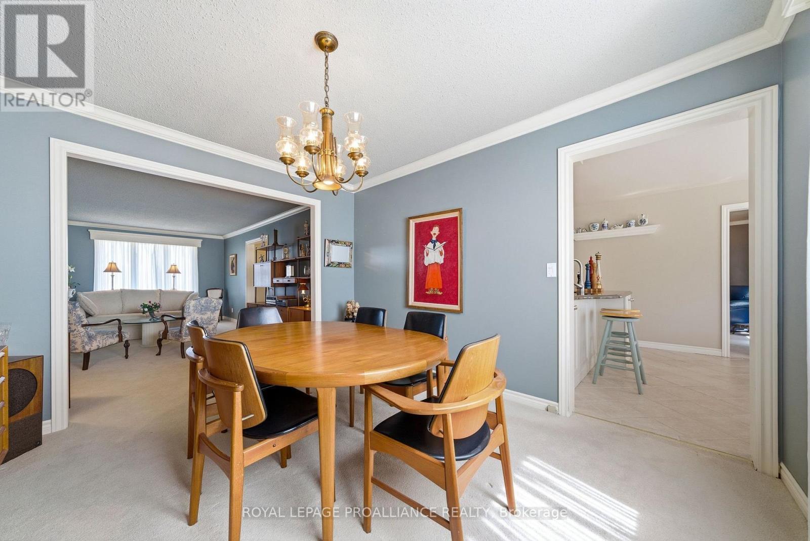 












125 TRACEY PARK DRIVE

,
Belleville (Belleville Ward),




Ontario
K8P5C7

