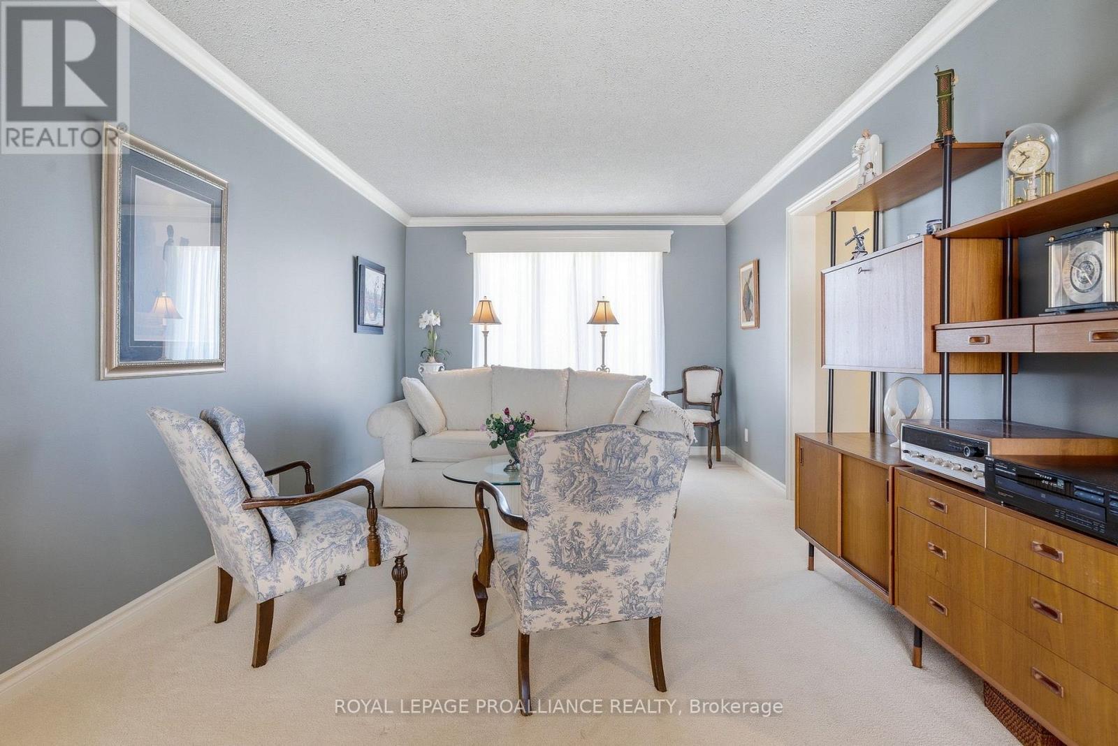 












125 TRACEY PARK DRIVE

,
Belleville (Belleville Ward),




Ontario
K8P5C7

