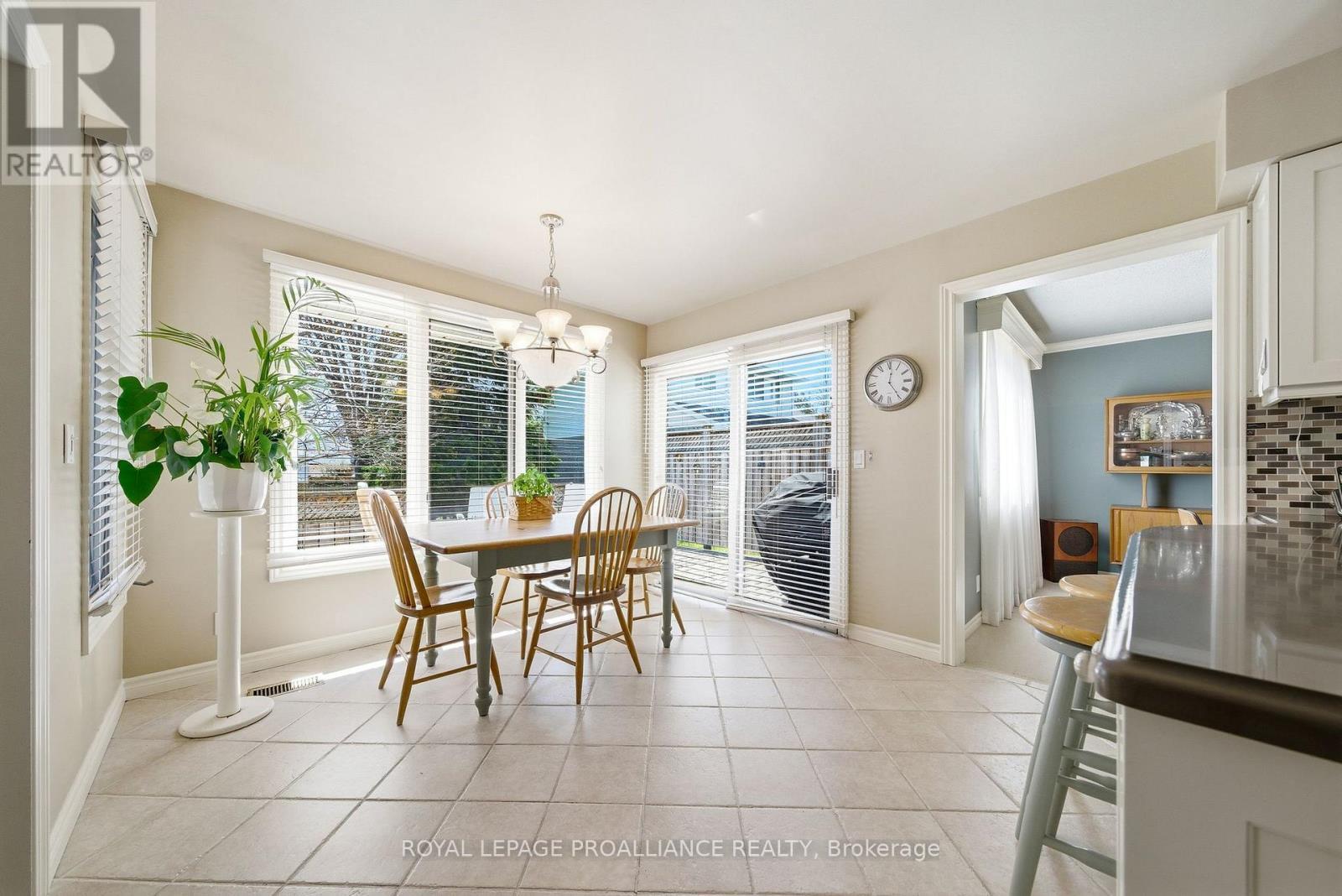 












125 TRACEY PARK DRIVE

,
Belleville (Belleville Ward),




Ontario
K8P5C7

