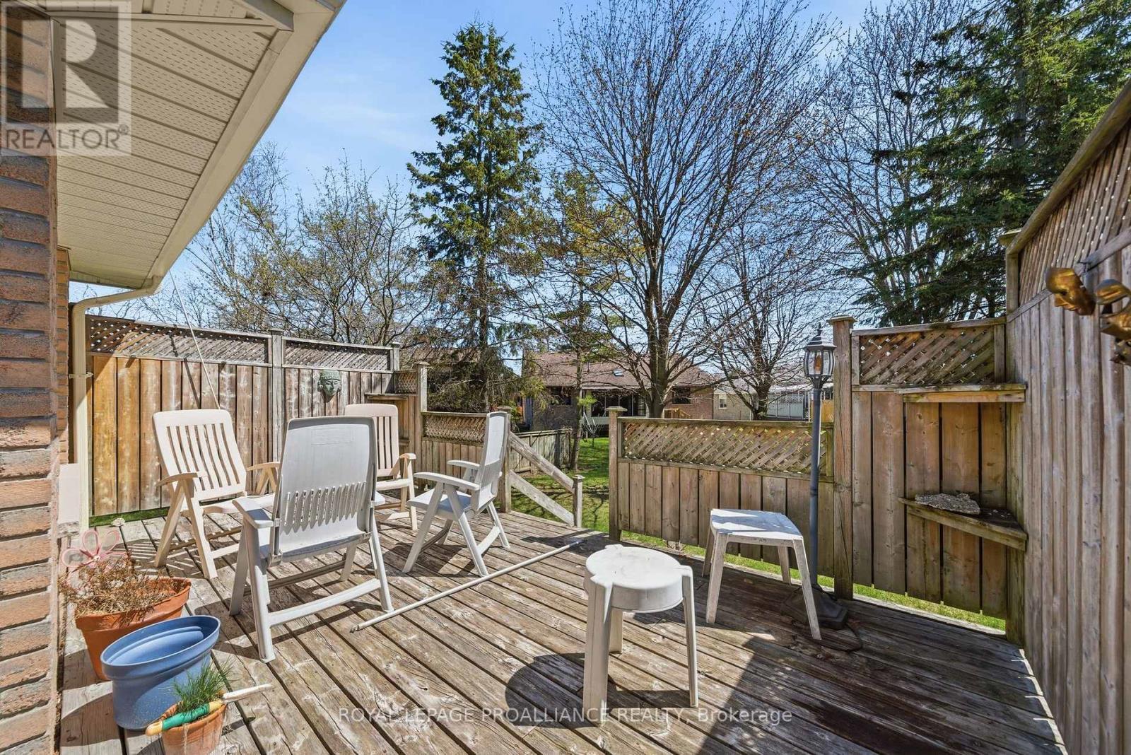 












125 TRACEY PARK DRIVE

,
Belleville (Belleville Ward),




Ontario
K8P5C7


