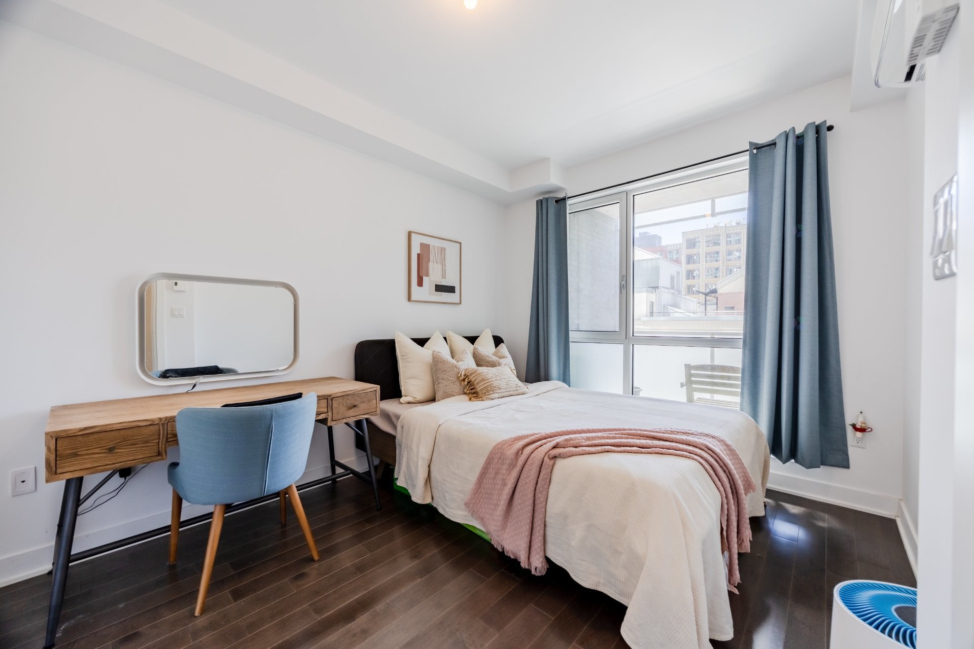 









1239


Rue Drummond

, 601,
Montréal (Ville-Marie),




QC
H3G1V8

