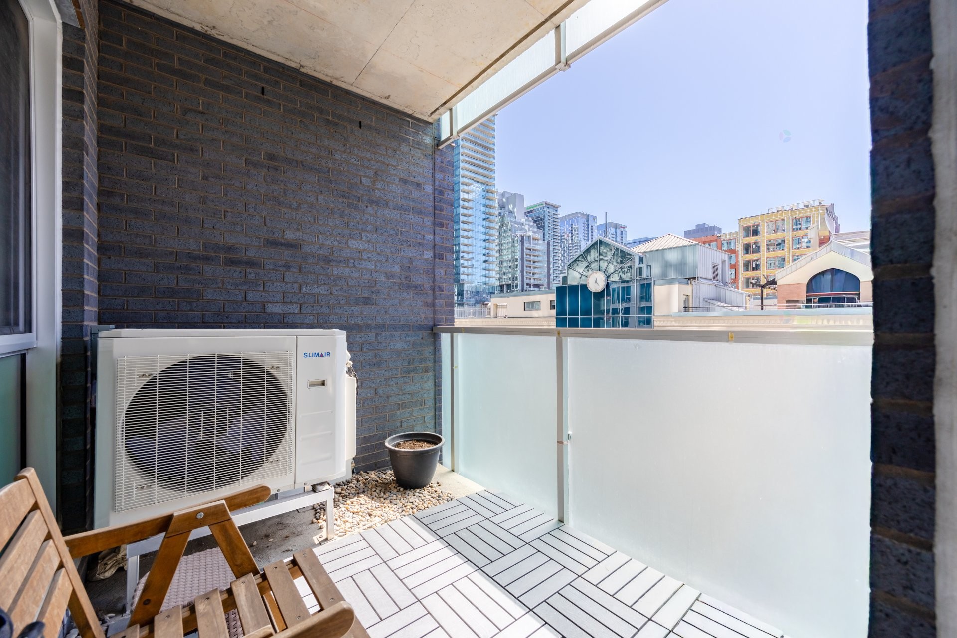 









1239


Rue Drummond

, 601,
Montréal (Ville-Marie),




QC
H3G1V8

