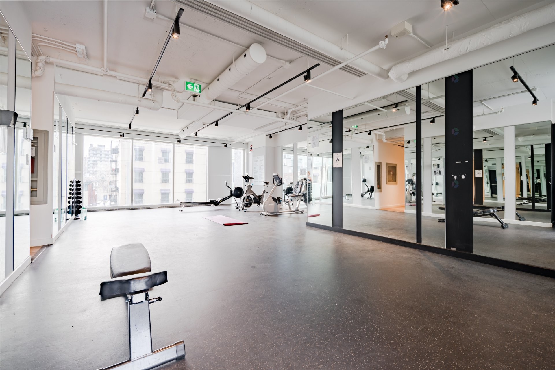 









1239


Rue Drummond

, 601,
Montréal (Ville-Marie),




QC
H3G1V8

