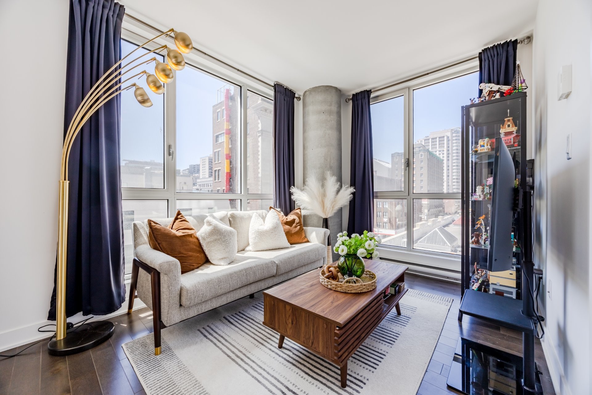 









1239


Rue Drummond

, 601,
Montréal (Ville-Marie),




QC
H3G1V8

