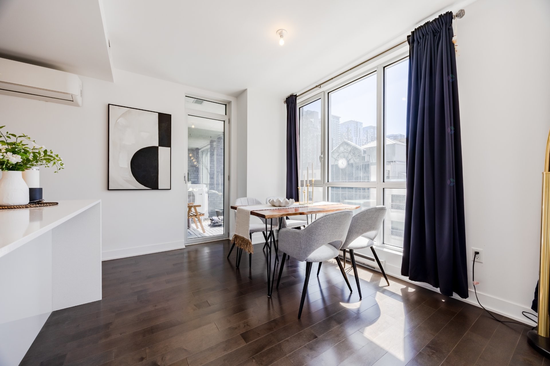 









1239


Rue Drummond

, 601,
Montréal (Ville-Marie),




QC
H3G1V8

