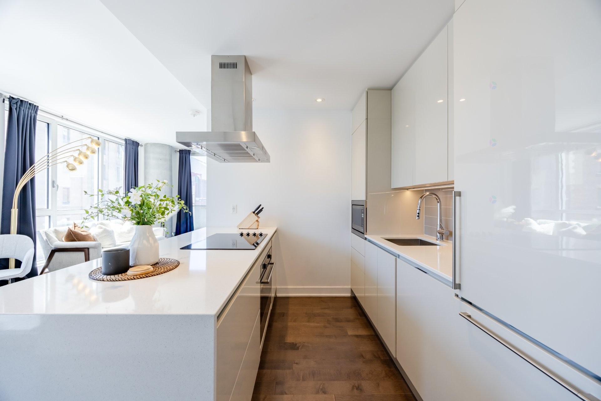 









1239


Rue Drummond

, 601,
Montréal (Ville-Marie),




QC
H3G1V8

