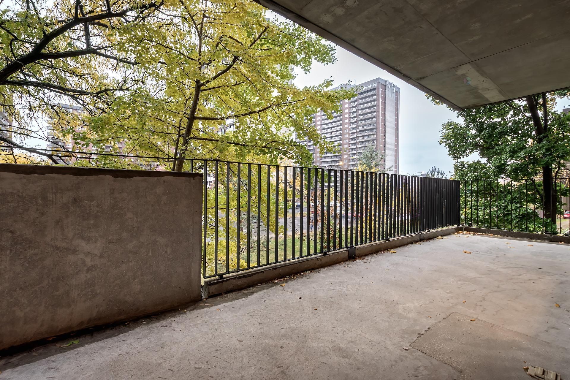 









5720


Av. Rembrandt

, 205,
Côte-Saint-Luc,




QC
H4W3A1

