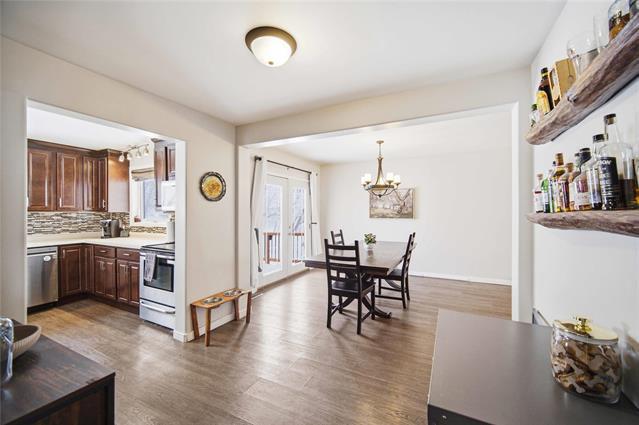 









270


BERNAT

RD,
Grande Pointe,




MB
R5A 1H1

