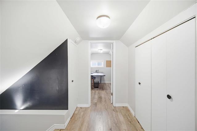 









270


BERNAT

RD,
Grande Pointe,




MB
R5A 1H1

