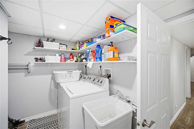 









270


BERNAT

RD,
Grande Pointe,




MB
R5A 1H1

