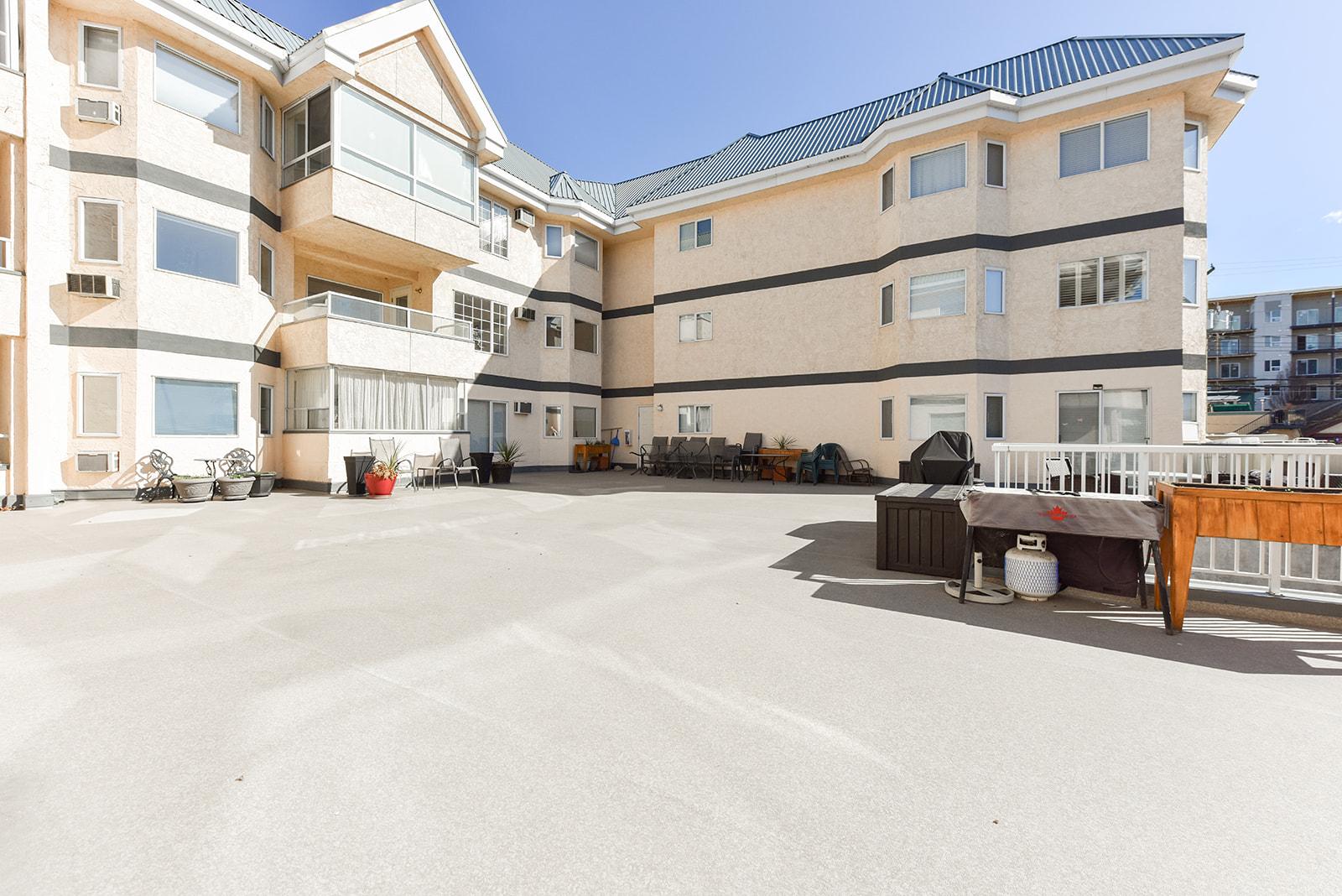 









374


Winnipeg

Street, 407,
Penticton,




BC
V2A 5M5

