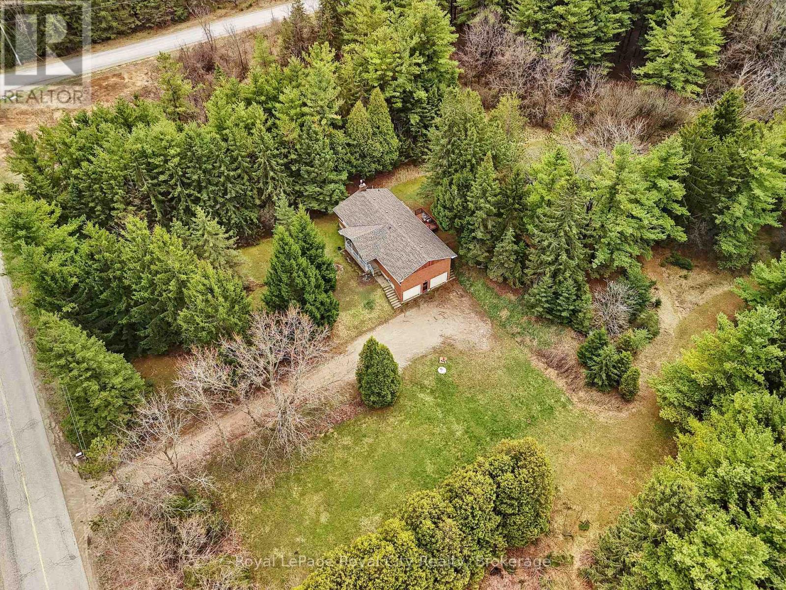 












4620 20 SIDE ROAD N

,
Puslinch,




Ontario
N1H6J3

