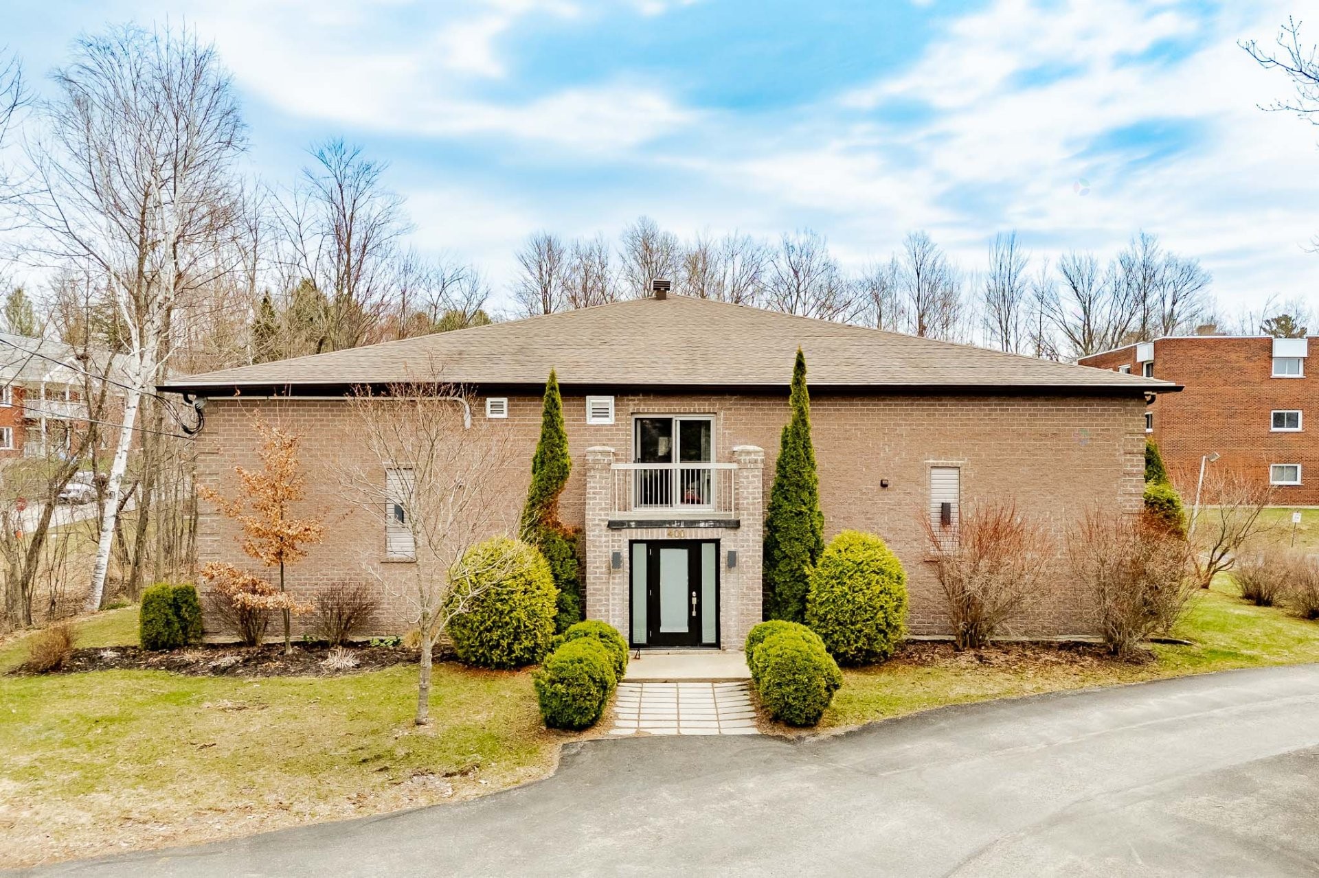 









400


Rue Merry N.

, 9,
Magog,




QC
J1G3B6

