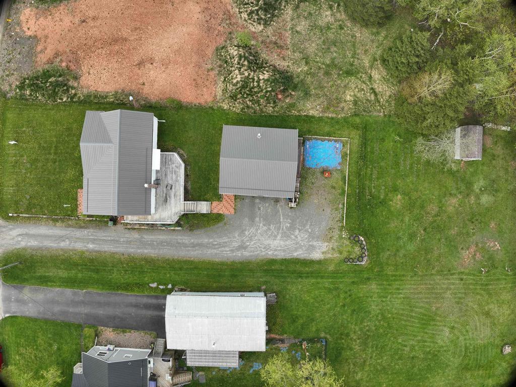 












343 Salmon River Road

,
Valley,




NS
B6L 4E6

