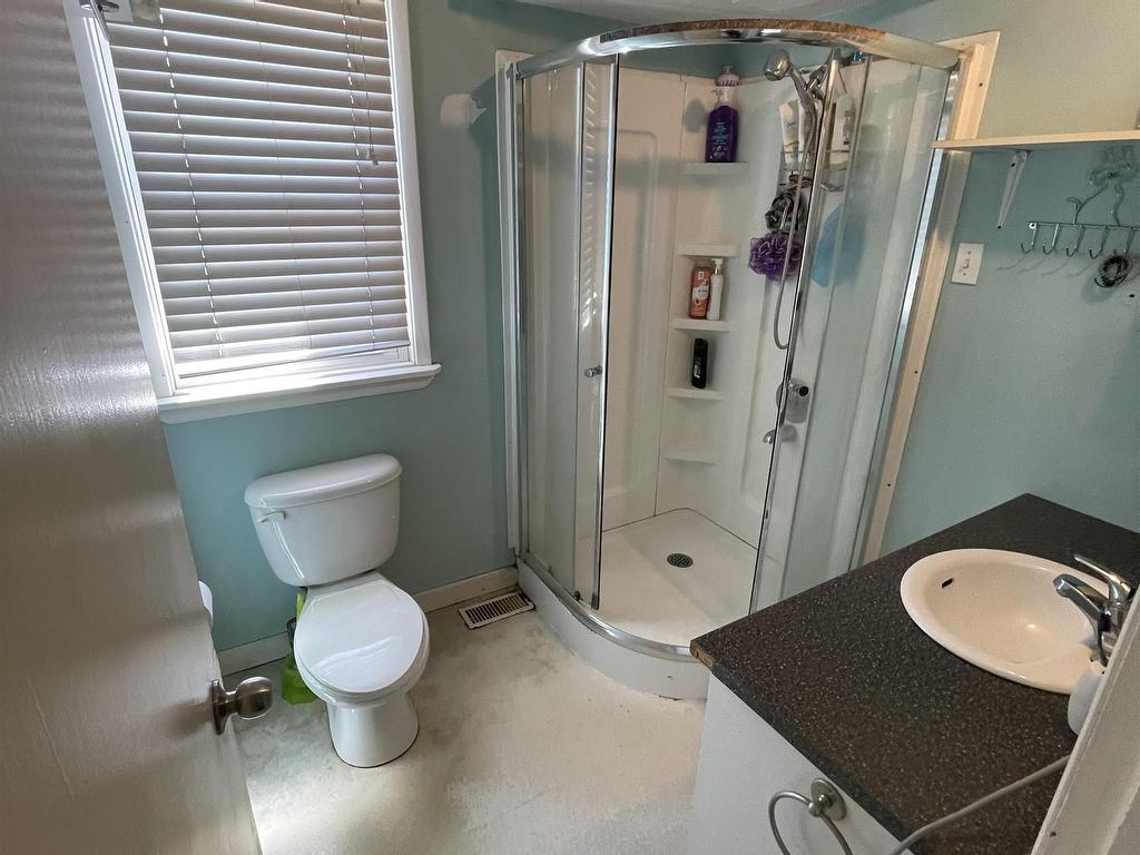 












343 Salmon River Road

,
Valley,




NS
B6L 4E6

