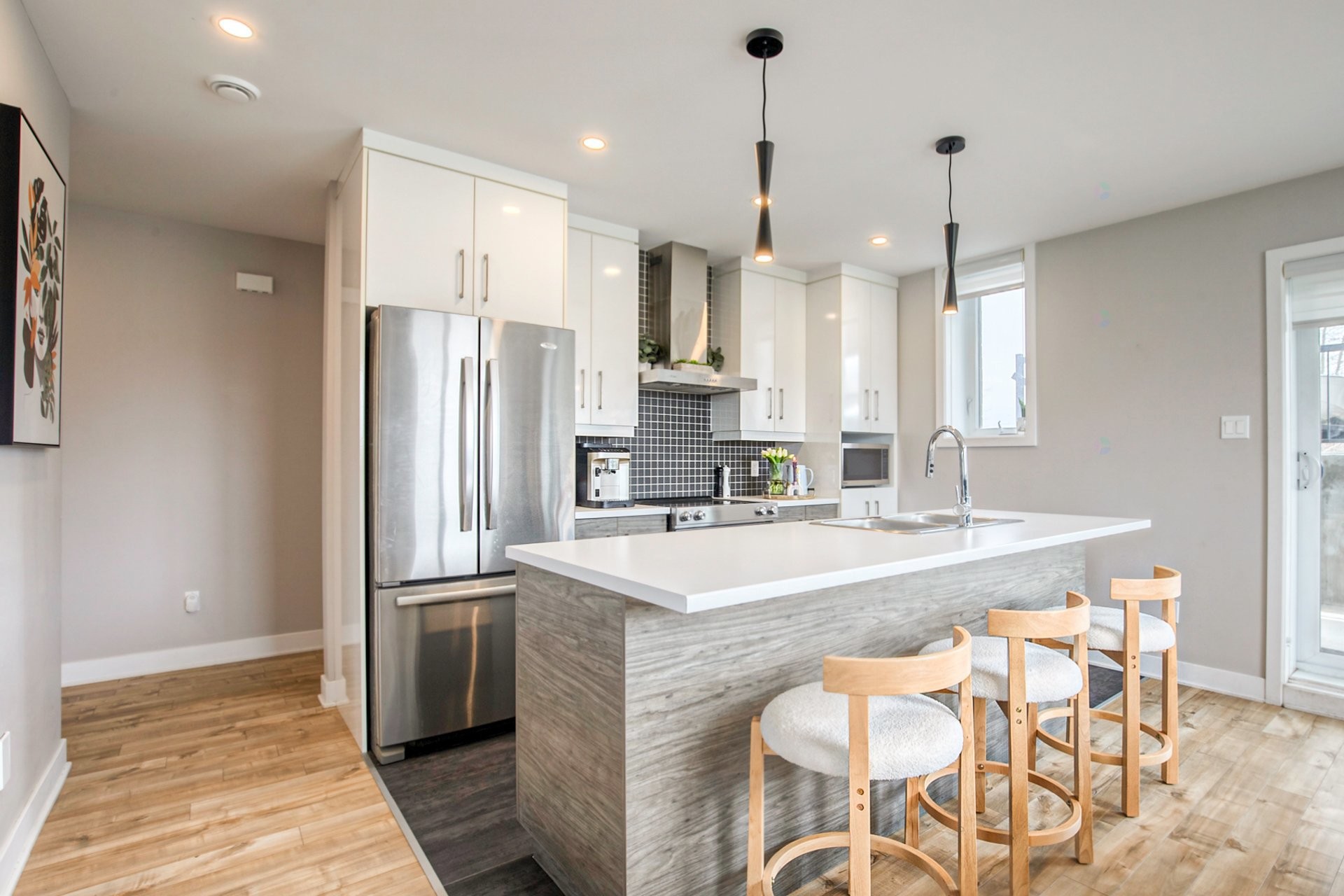 









120


Rue Bella

,
Saint-Jean-sur-Richelieu,




QC
J2X4Y6

