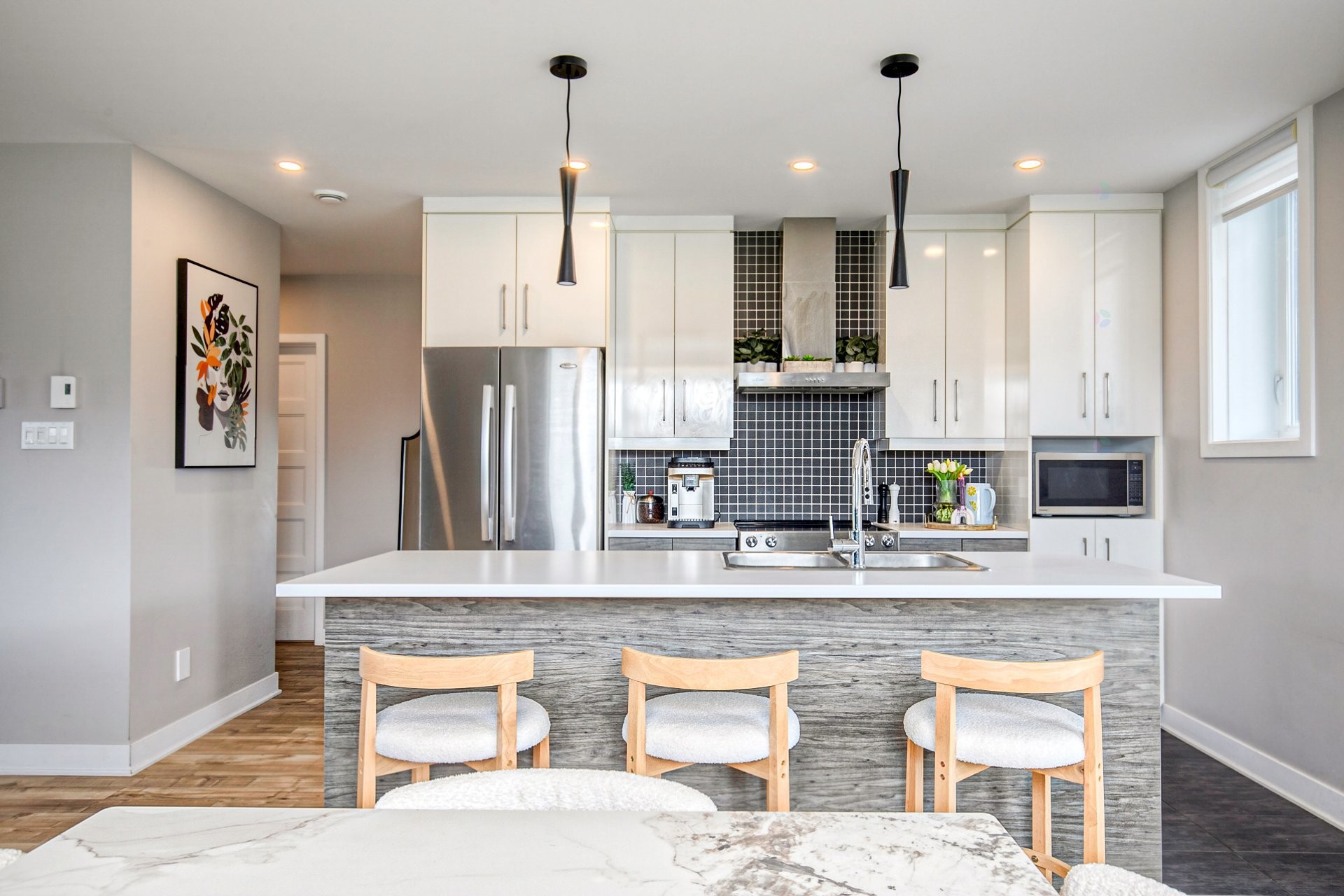 









120


Rue Bella

,
Saint-Jean-sur-Richelieu,




QC
J2X4Y6

