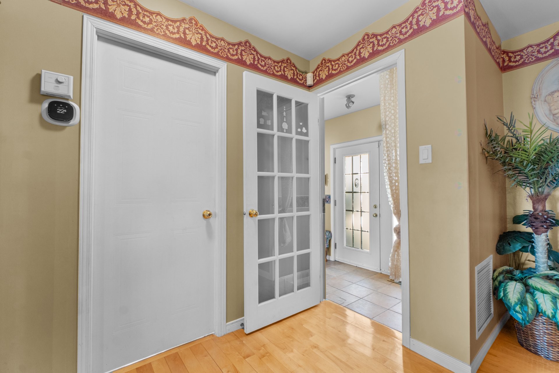 









6848


Rue Henri-Julien

,
Laval (Sainte-Rose),




QC
H7L5X7

