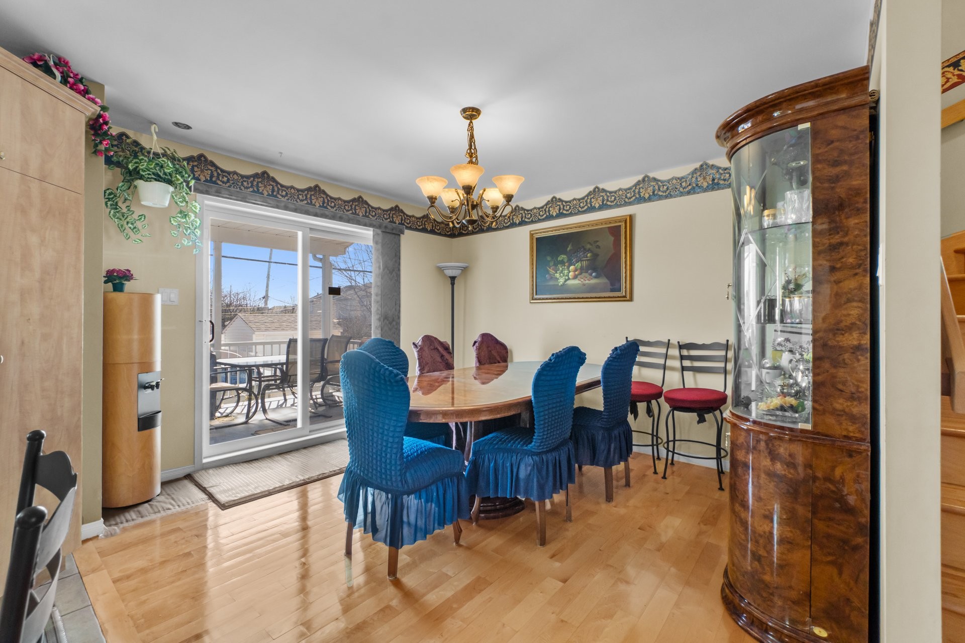 









6848


Rue Henri-Julien

,
Laval (Sainte-Rose),




QC
H7L5X7

