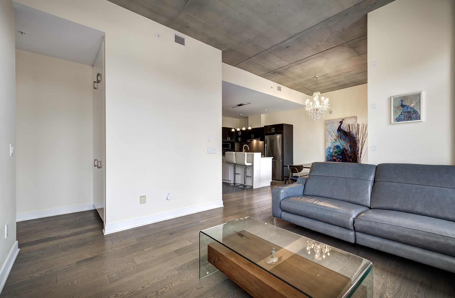 









175


Av. Metcalfe

, 410,
Westmount,




QC
H3Z2H5

