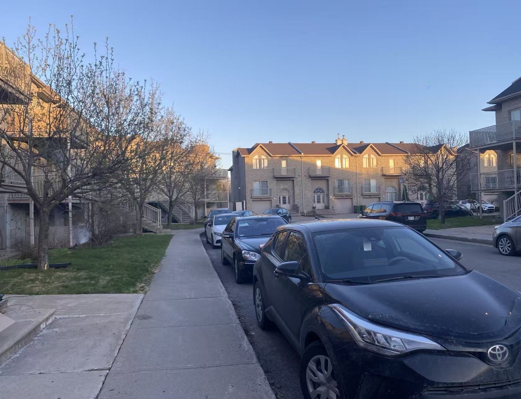 









6792


Rue Marie-Guyart

,
Montréal (LaSalle),




QC
H8N3G7

