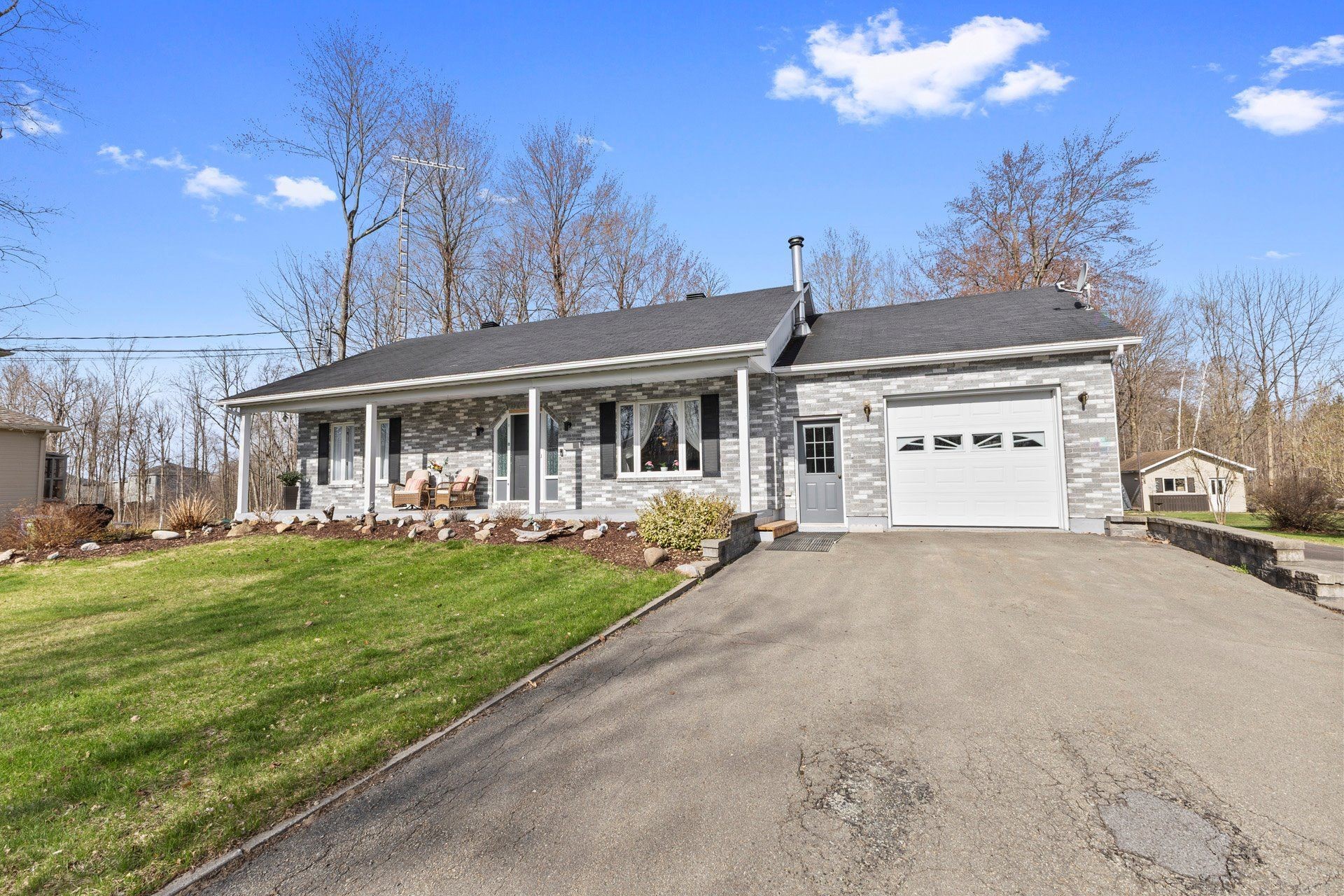 









7


Rue Baillargeon

,
Grenville-sur-la-Rouge,




QC
J0V1B0

