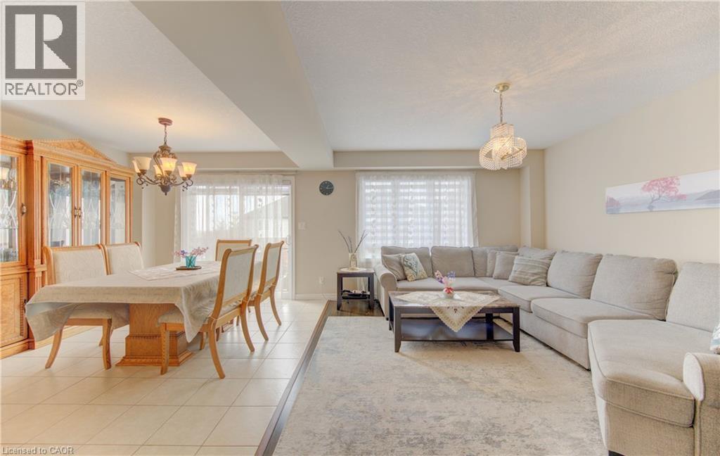












430 AVENS Street

,
Waterloo,




Ontario
N2V0B5

