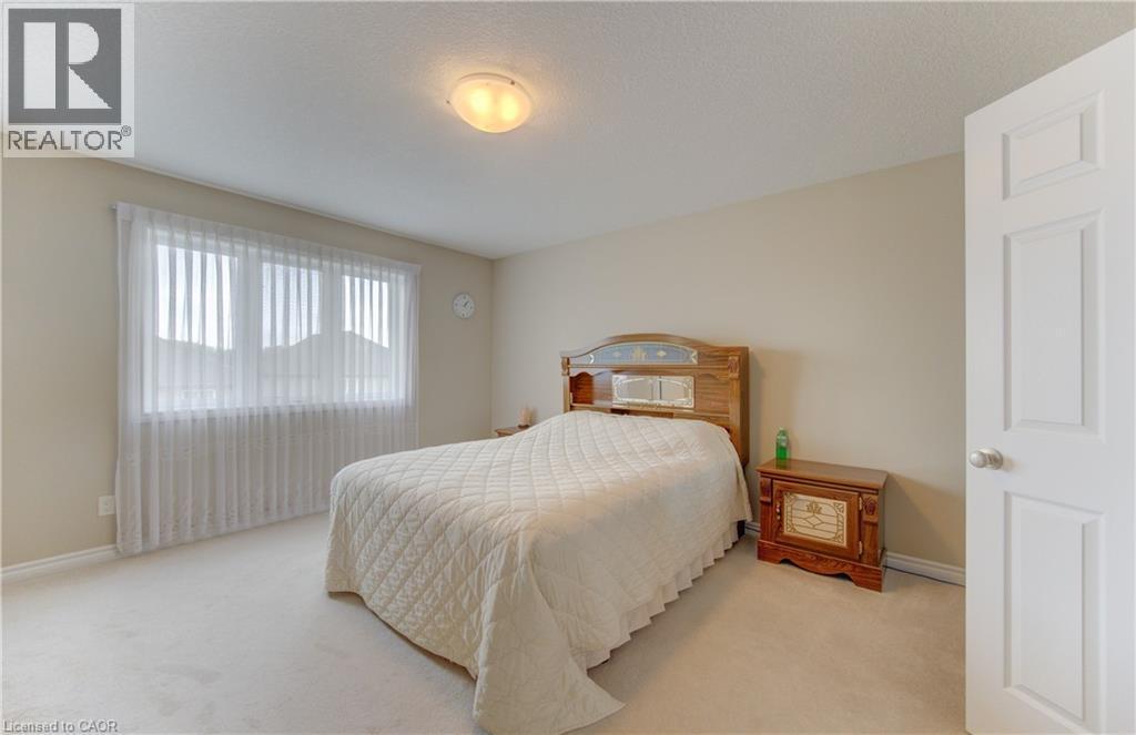 












430 AVENS Street

,
Waterloo,




Ontario
N2V0B5

